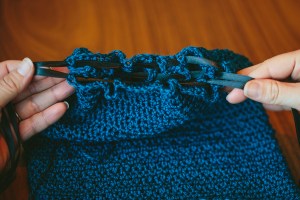 releasable cinch hat+cowl-02