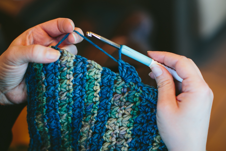 Blue prayer shawl trim-01