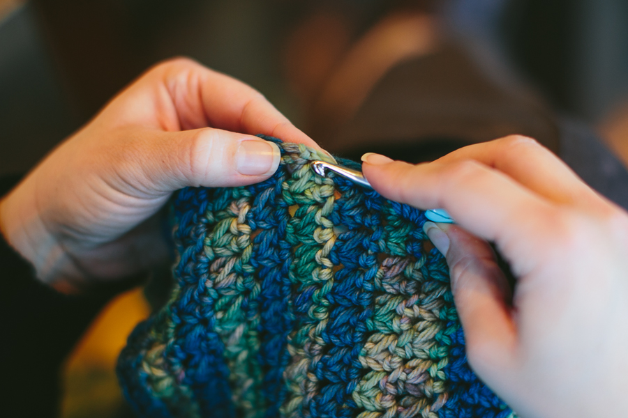 Blue prayer shawl trim-04