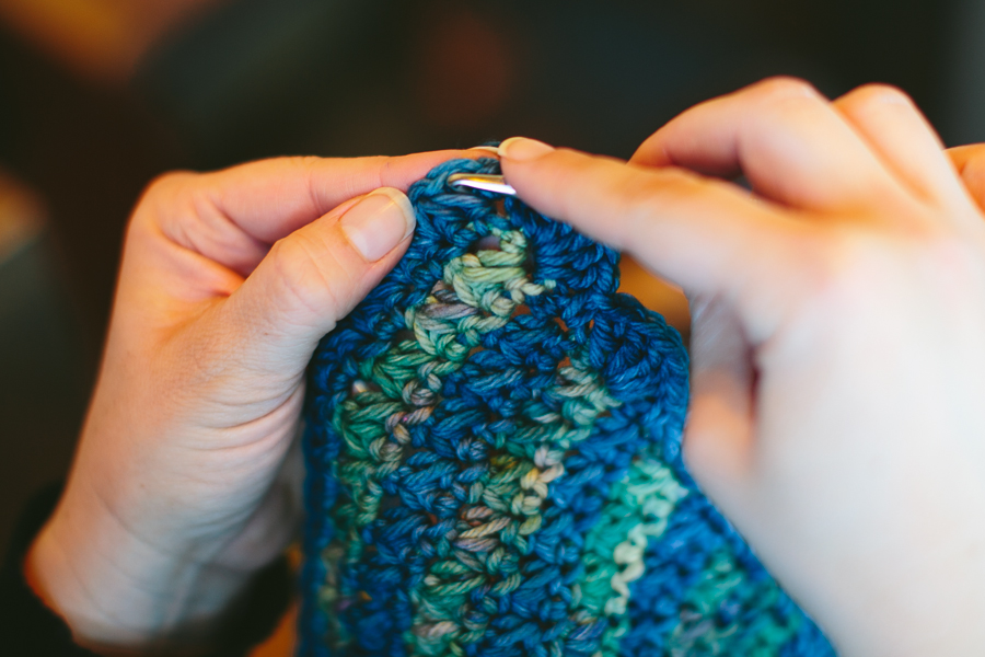 Prayer shawl trim corner and row-04